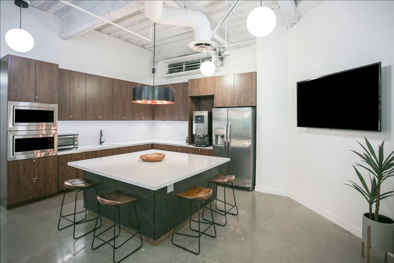 21550 Oxnard St, 3rd Fl, Warner Center Office Space - Woodland Hills