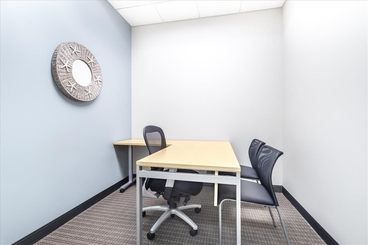 Park Bank, 2810 Crossroads Dr Office Images