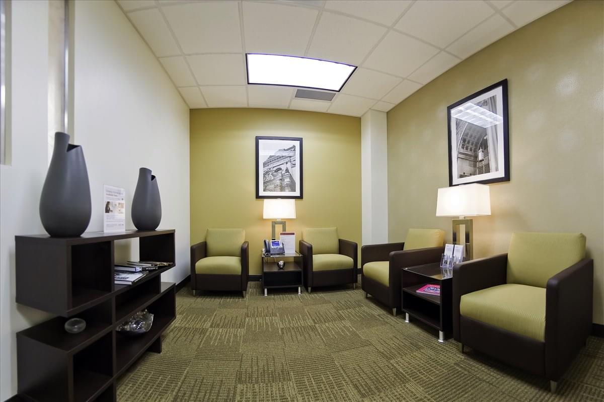 232 Market St Office Images