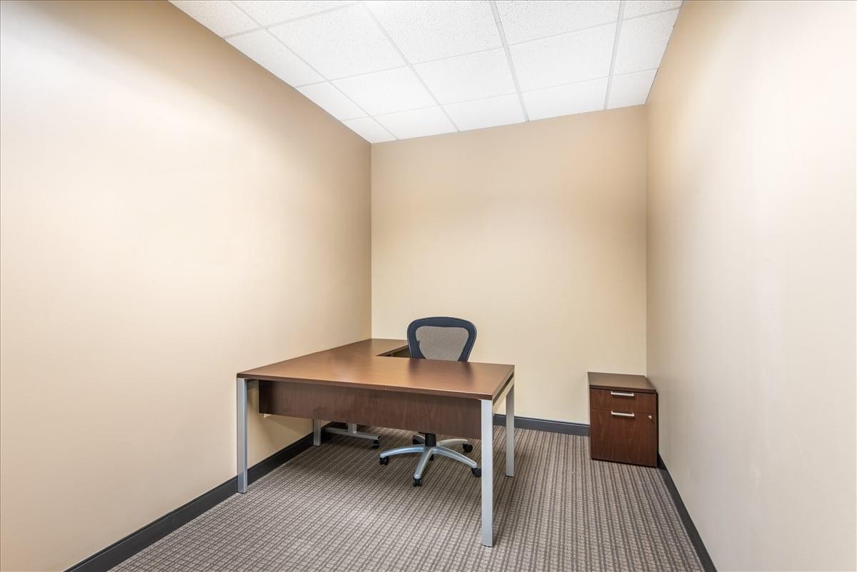 Linville Building, 10130 Perimeter Pkwy, North Lake, Wedgewood Office Images
