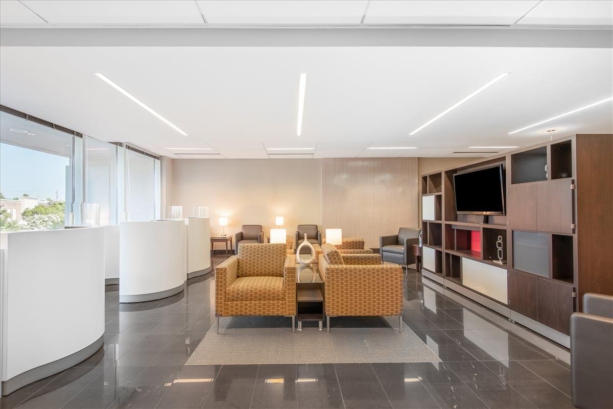 Linville Building, 10130 Perimeter Pkwy, North Lake, Wedgewood Office Space - Charlotte