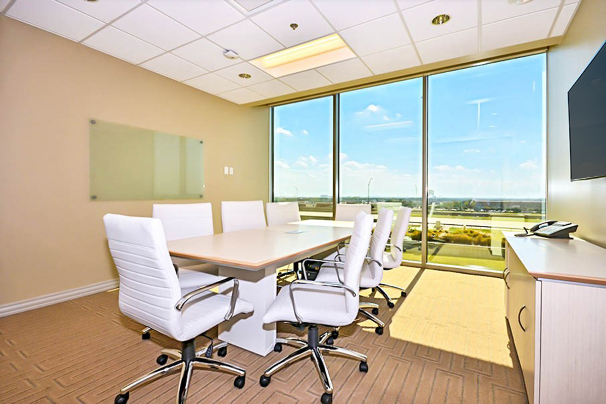 Valliance Plaza, 5900 Lake Forest Dr Office Images