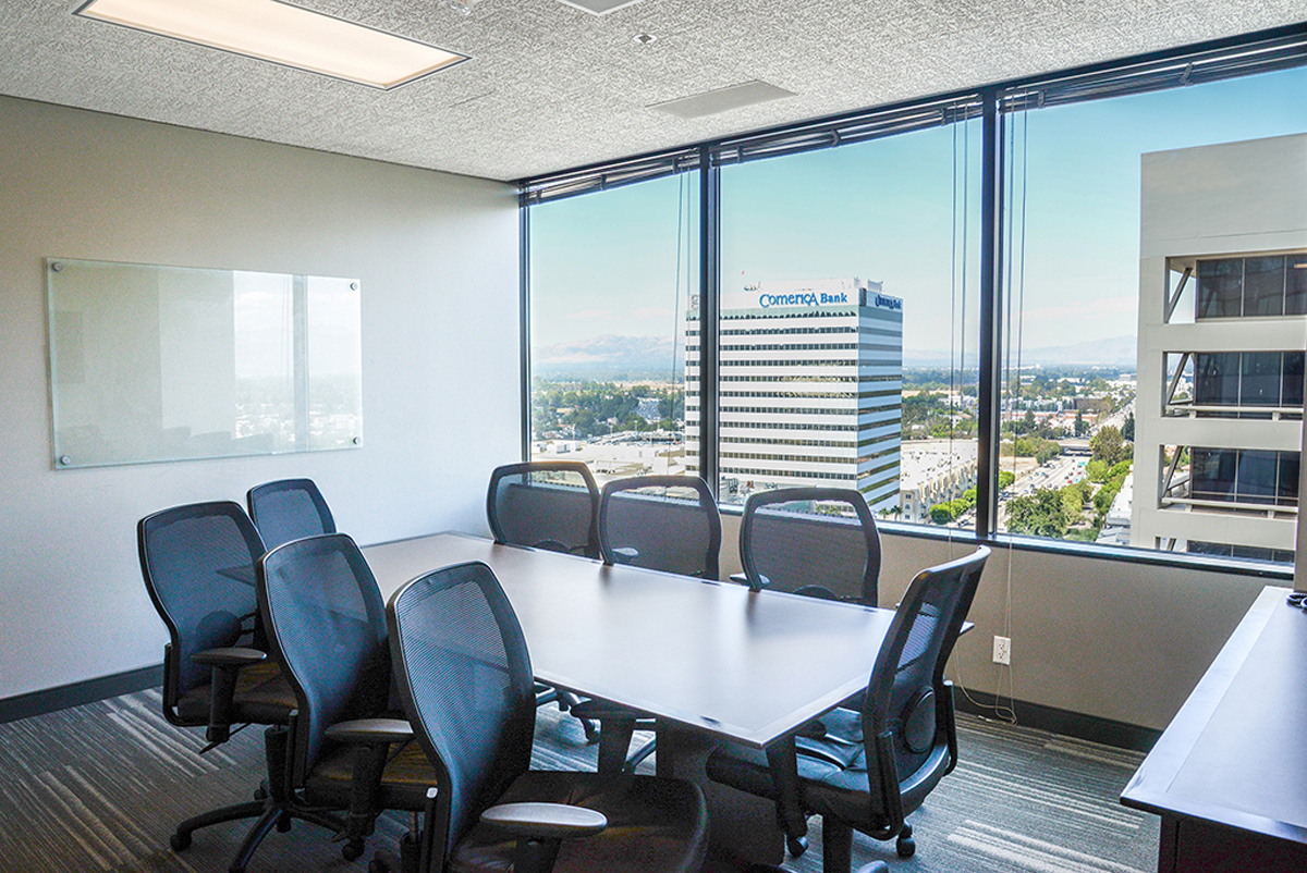 Valley Executive Tower, 15260 Ventura Blvd Office Images