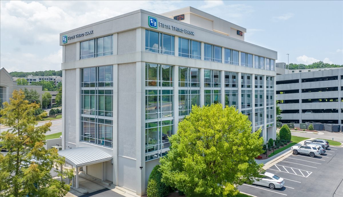 Photo of Office Space on 4801 Glenwood Ave Raleigh