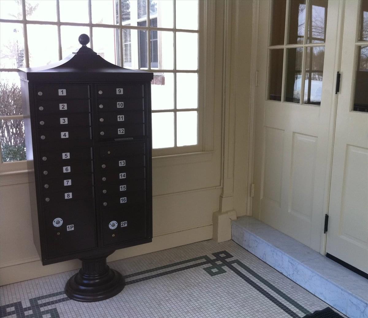 1669 Edgewood Rd, Woodside Office Images