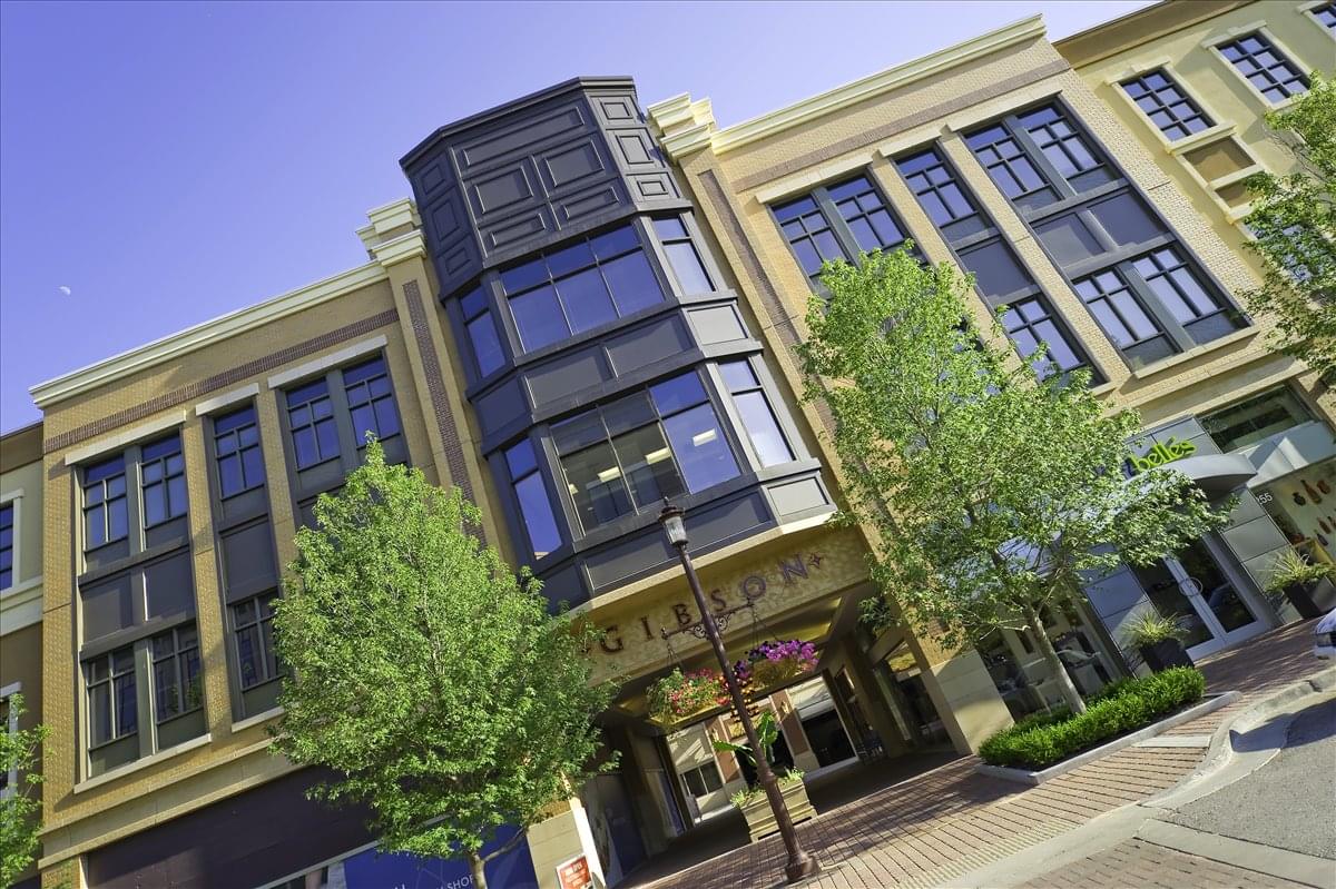 5251 W 116th Pl available for companies in Leawood