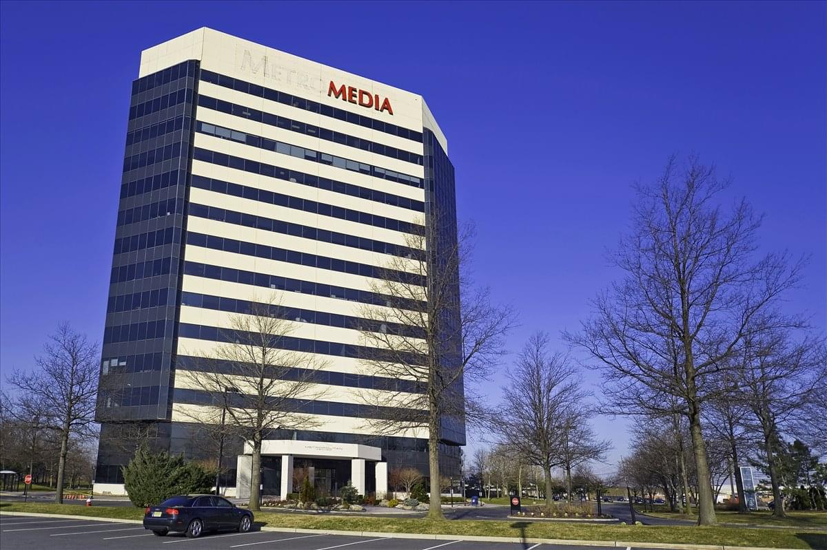 1 Meadowlands Plaza, Suite 200 Office Space - East Rutherford