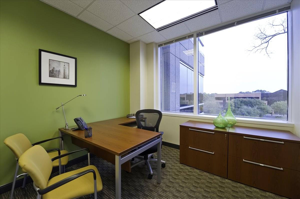 Faber Center, 4000 Faber Place Drive, North Charleston Office Images