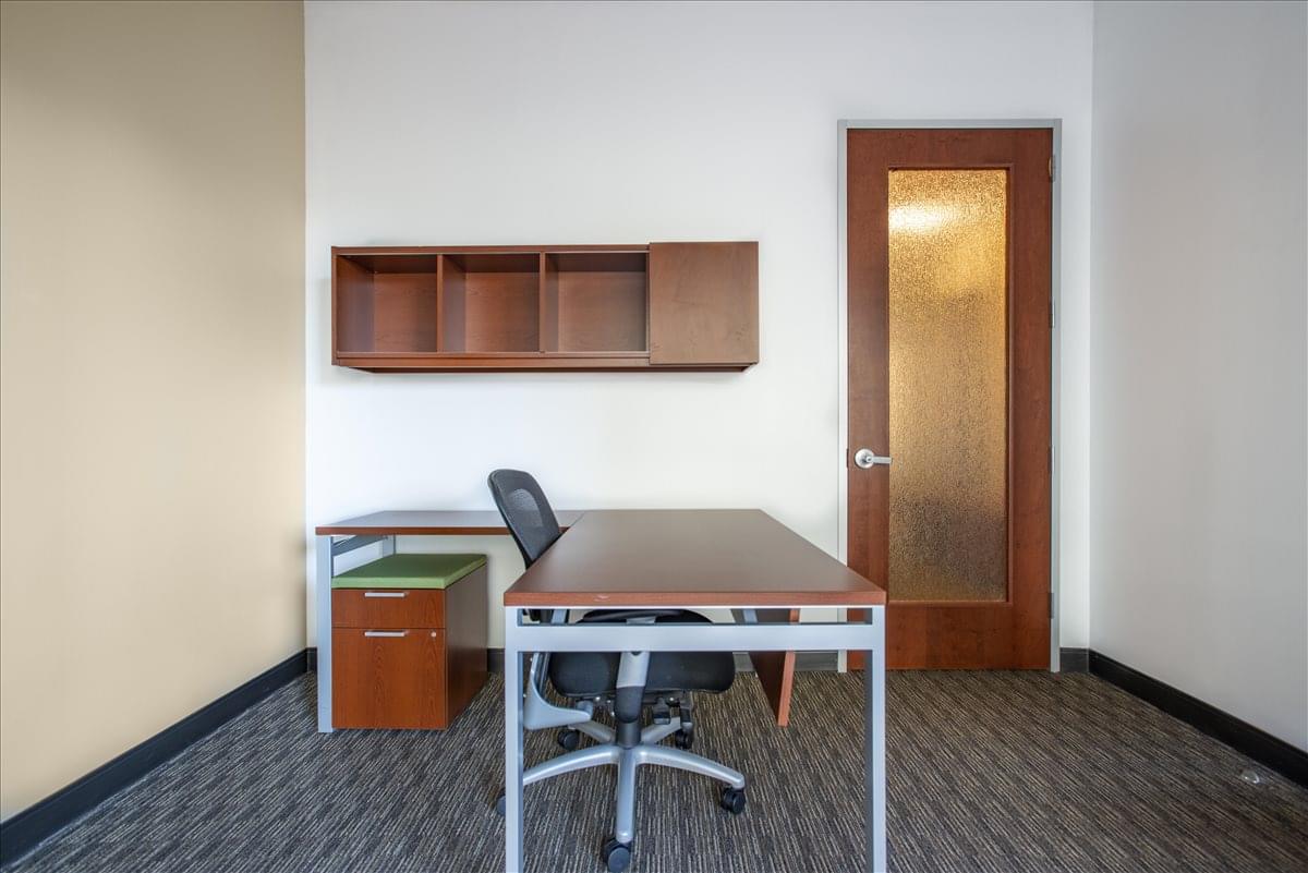 Meridian Building, 1320 Main St Office Images
