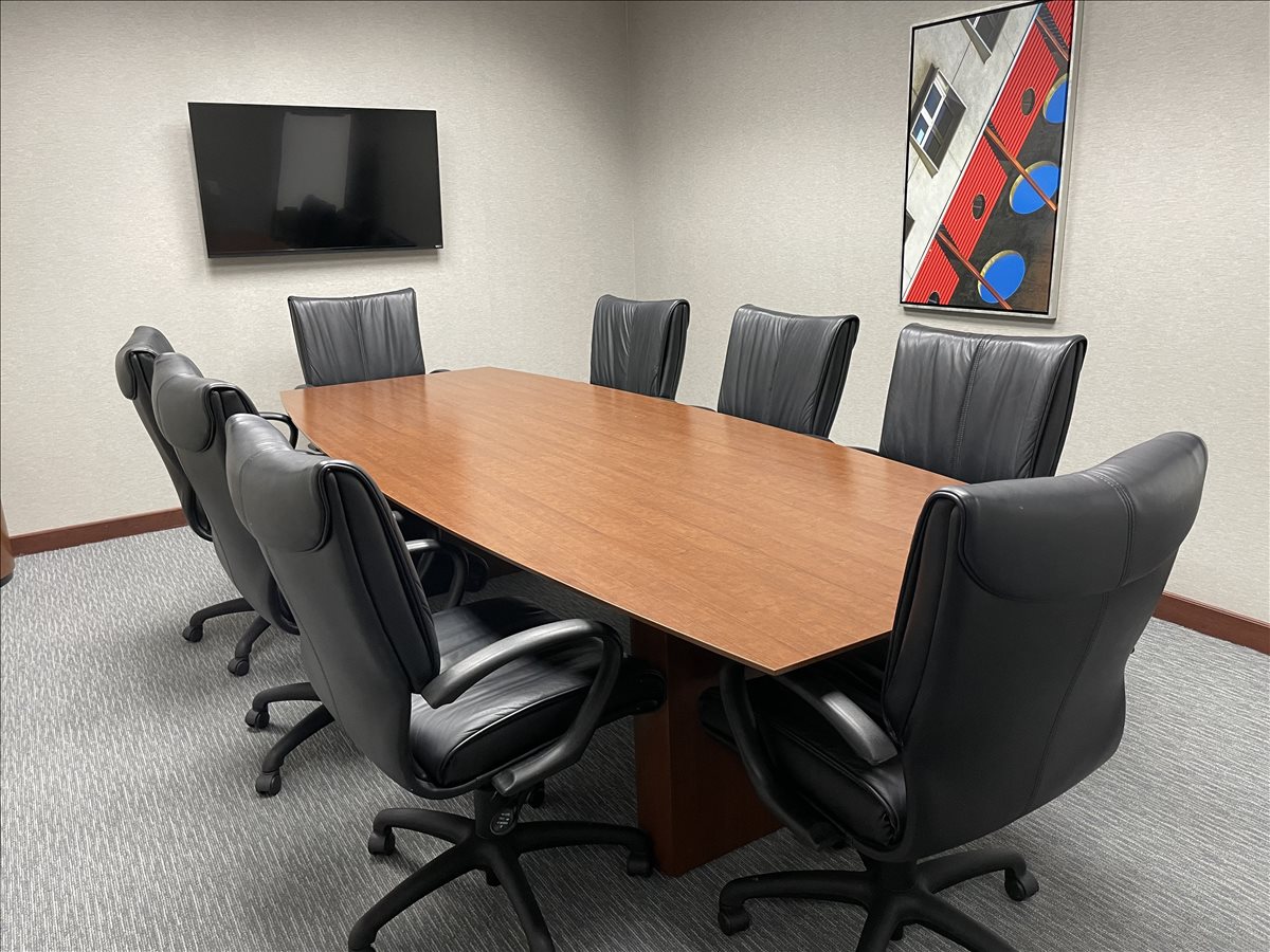 Rookwood Tower, 3805 Edwards Rd, Norwood Office Space - Cincinnati