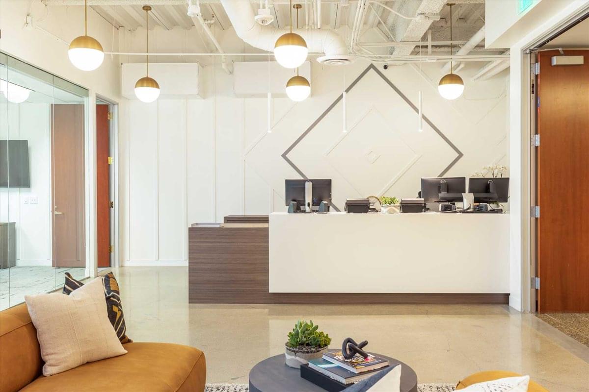 27201 Puerta Real Office Images