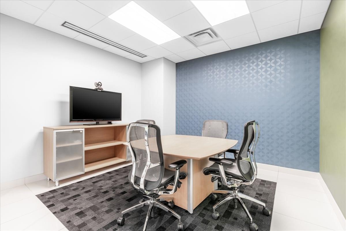 North Avenue Collection, 939 W North Ave, Lincoln Park, Goose Island Office Space - Chicago