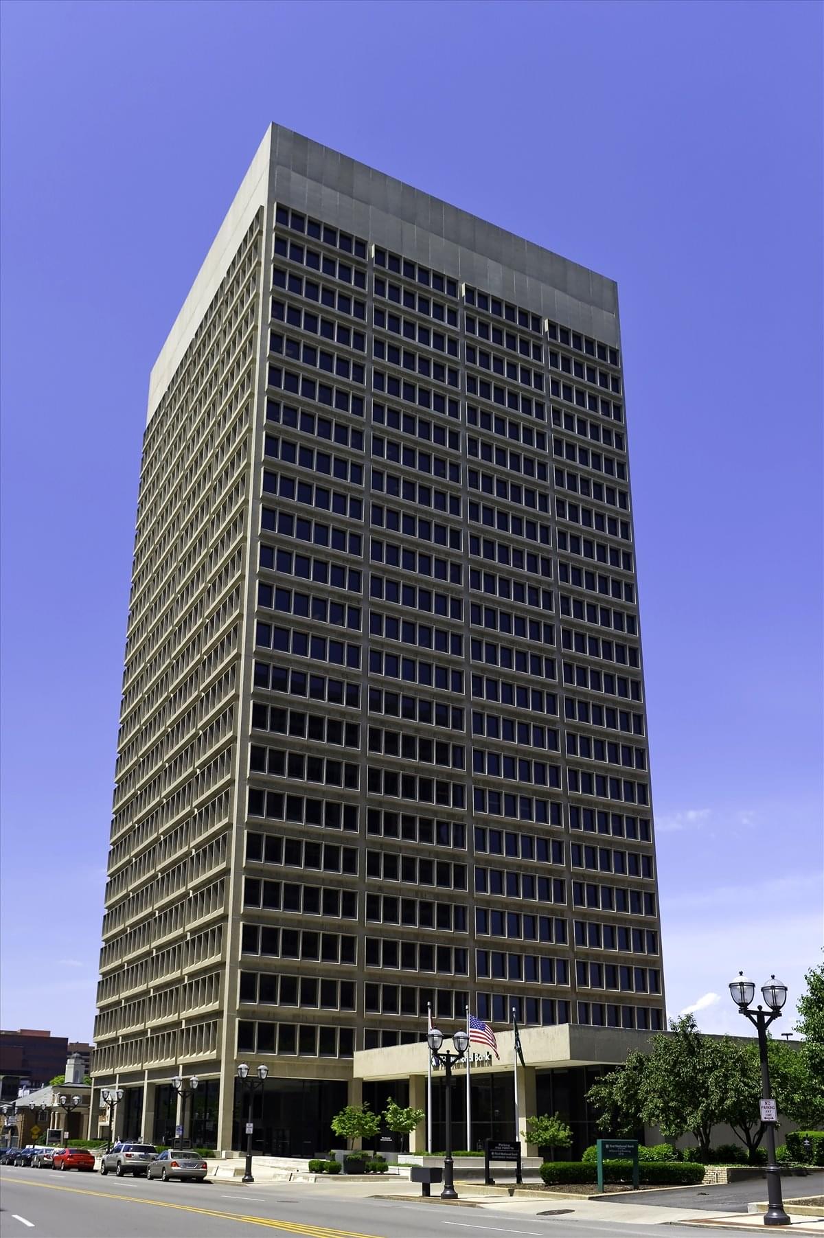 Pierre Laclede Center available for companies in St Louis