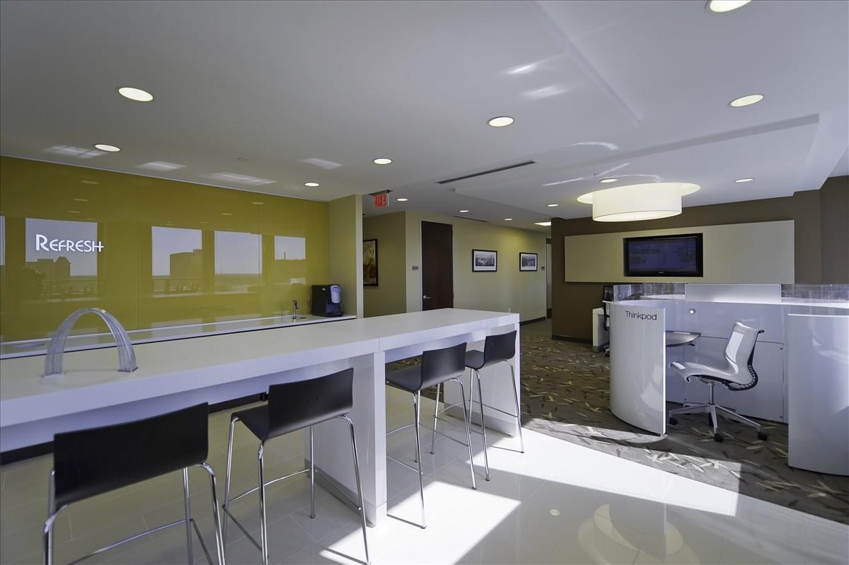 Pierre Laclede Center, 7733 Forsyth Blvd, Downtown Clayton Office Space - St Louis