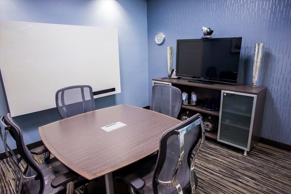 The Arbors Office Park, 1615 S Congress Ave Office Images