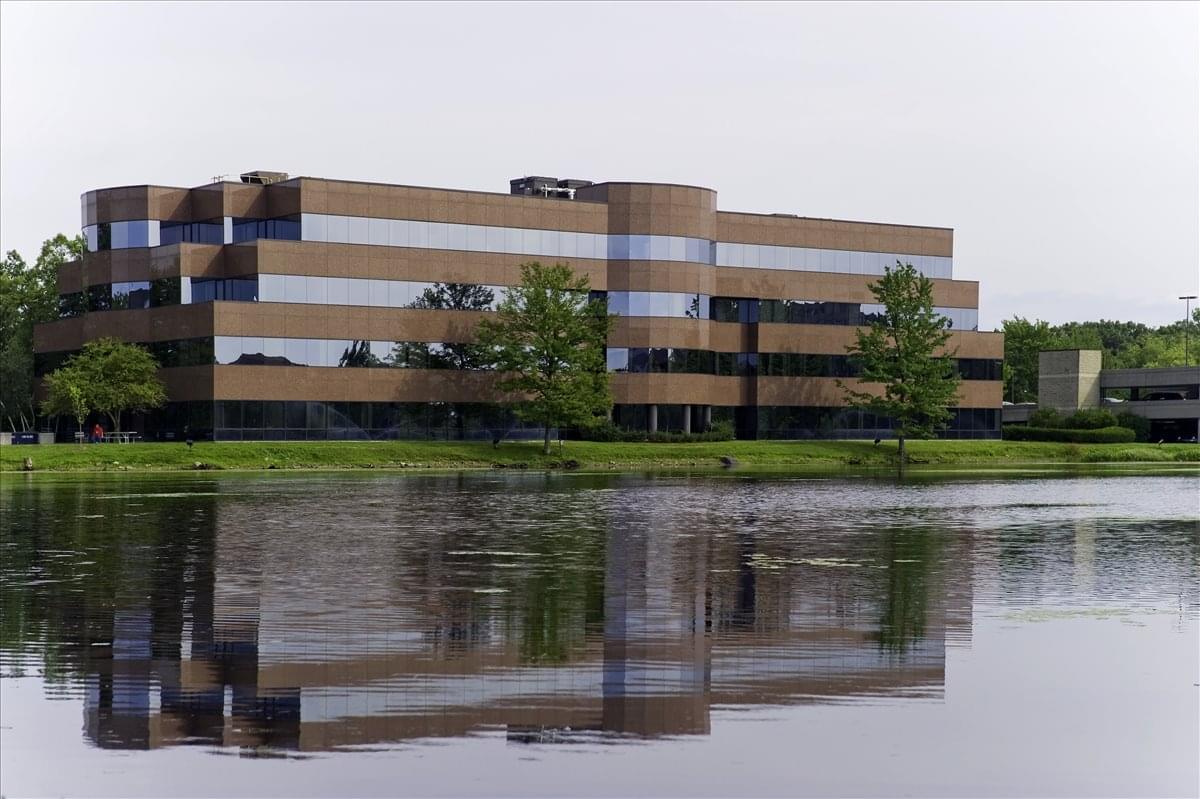 Photo of Office Space on 301 Edgewater Pl Wakefield