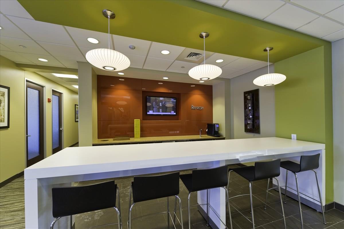 301 Edgewater Pl Office Space - Wakefield