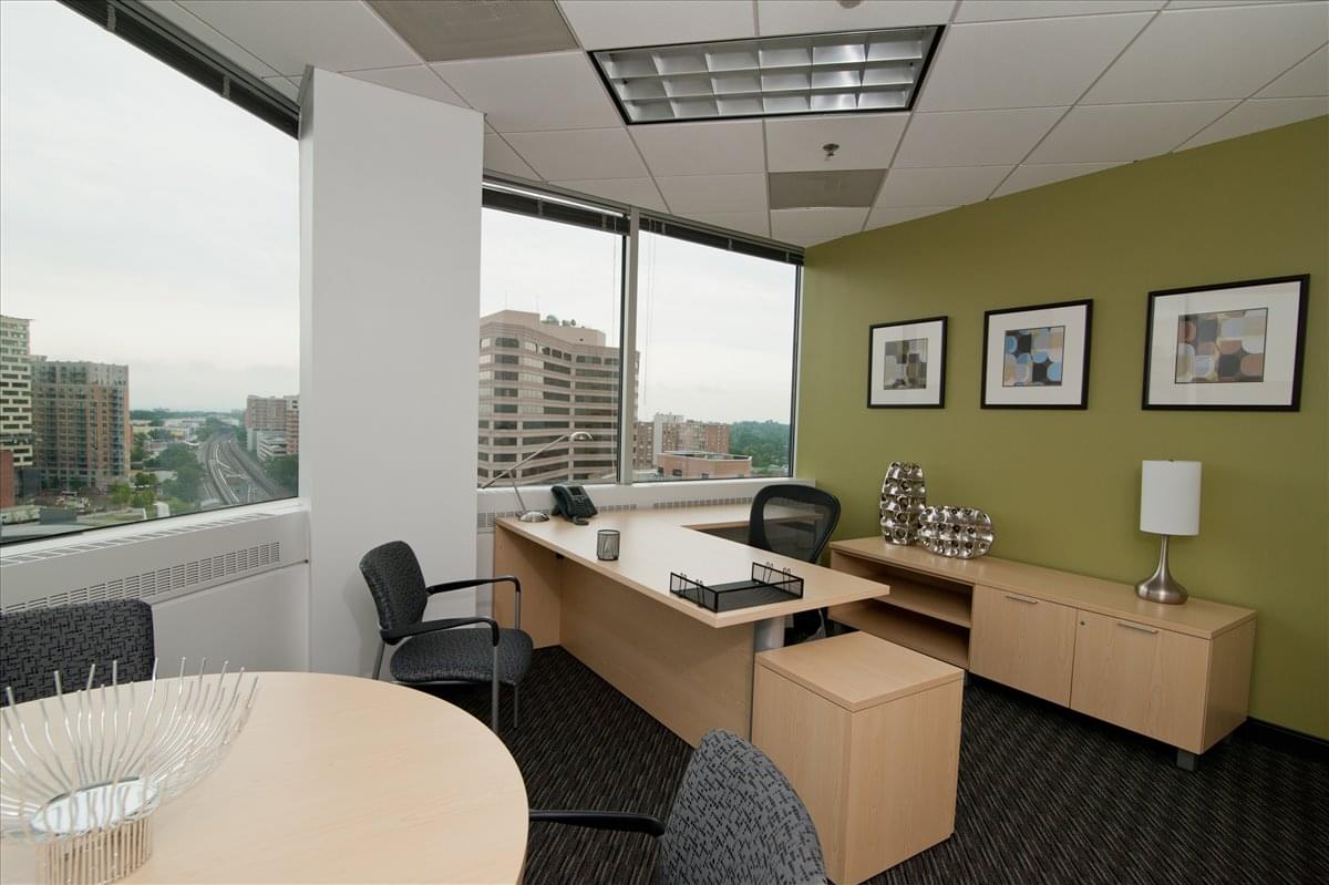 Silver Spring Metro Plaza, 8403 Colesville Rd Office Space - Silver Spring