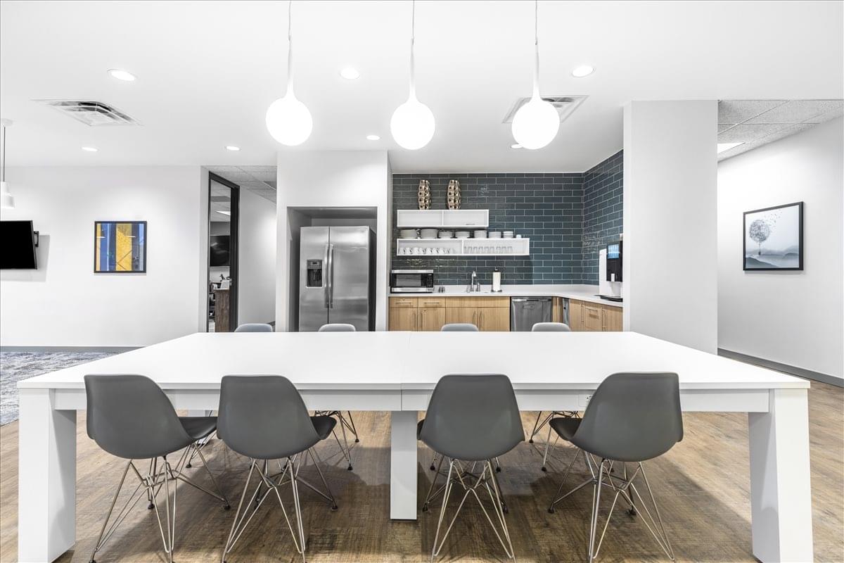 400 Galleria Pkwy, 15th Fl Office Space - Atlanta