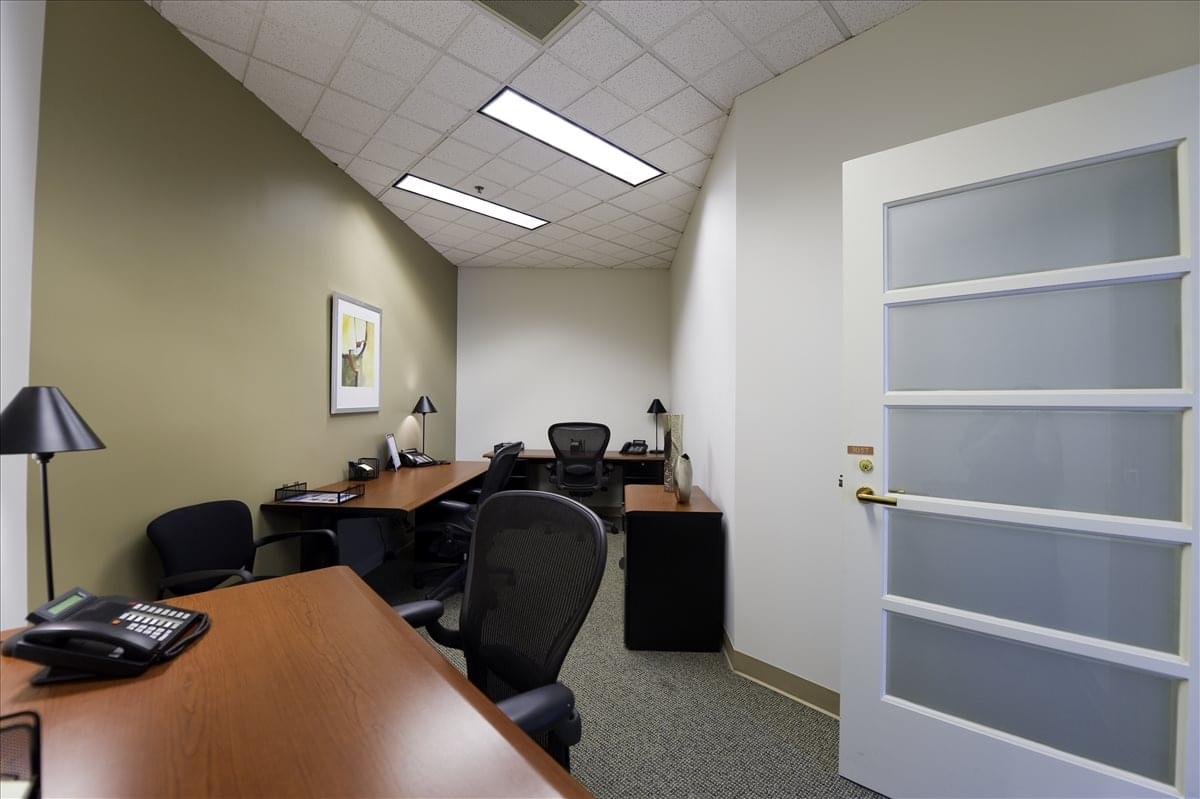 The Queen Building, Concourse Office Park, 5 Concourse Pkwy Office Space - Atlanta