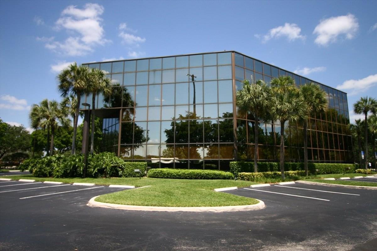 Photo of Office Space on 300 S Pine Island Rd Plantation