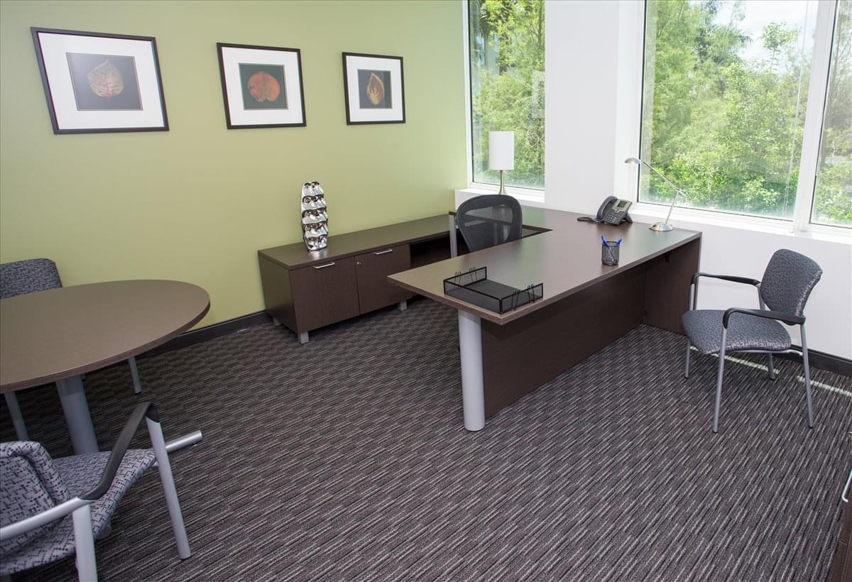 Weston Pointe II, 2200 N Commerce Pkwy Office Images