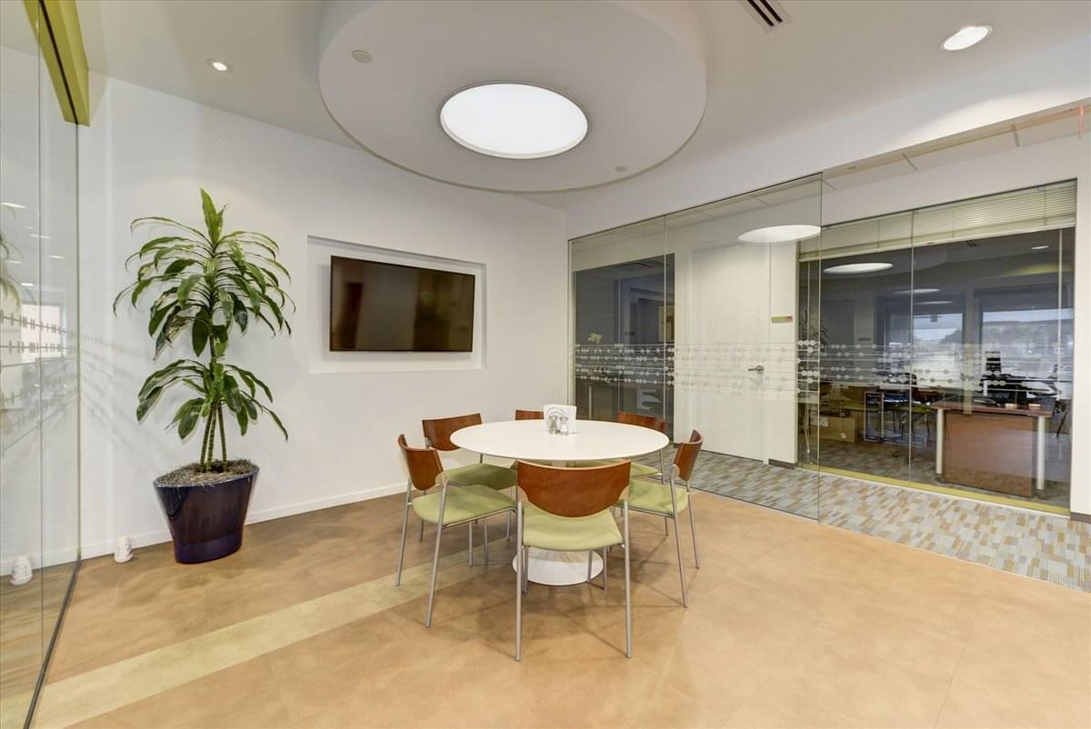 1765 Duke St, Southwest Quadrant Office Images