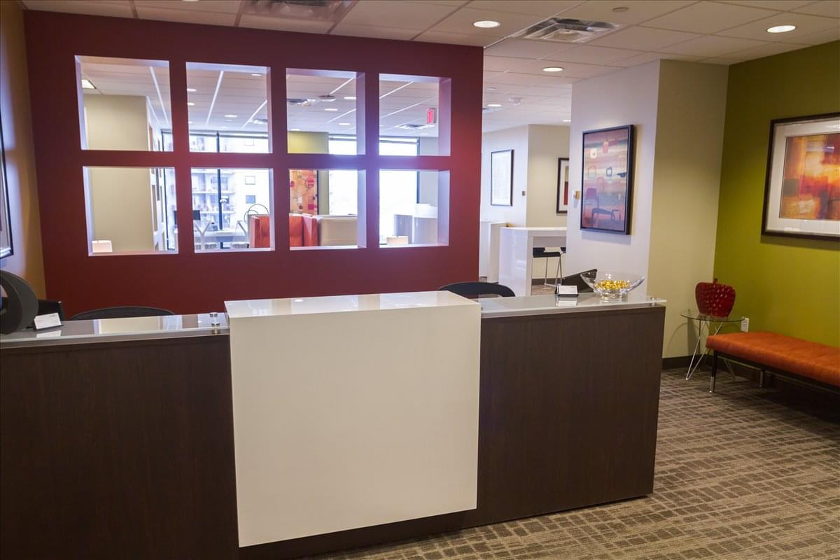 445 Minnesota St, St Paul Office Images