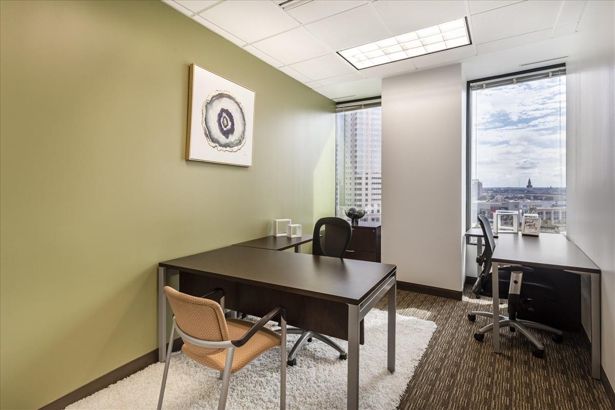 1615 Poydras Street Office Space - New Orleans