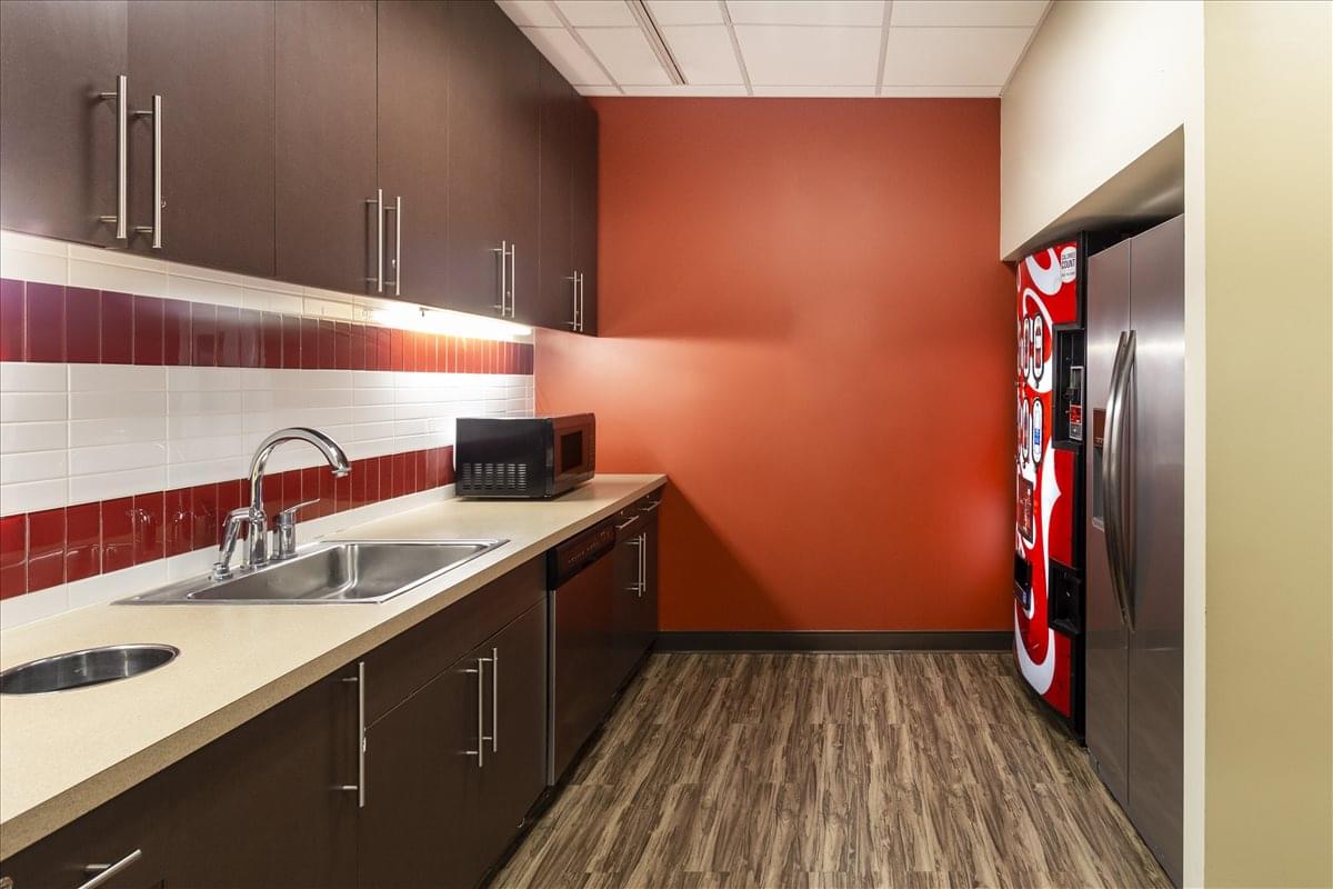 1615 Poydras Street Office Space - New Orleans