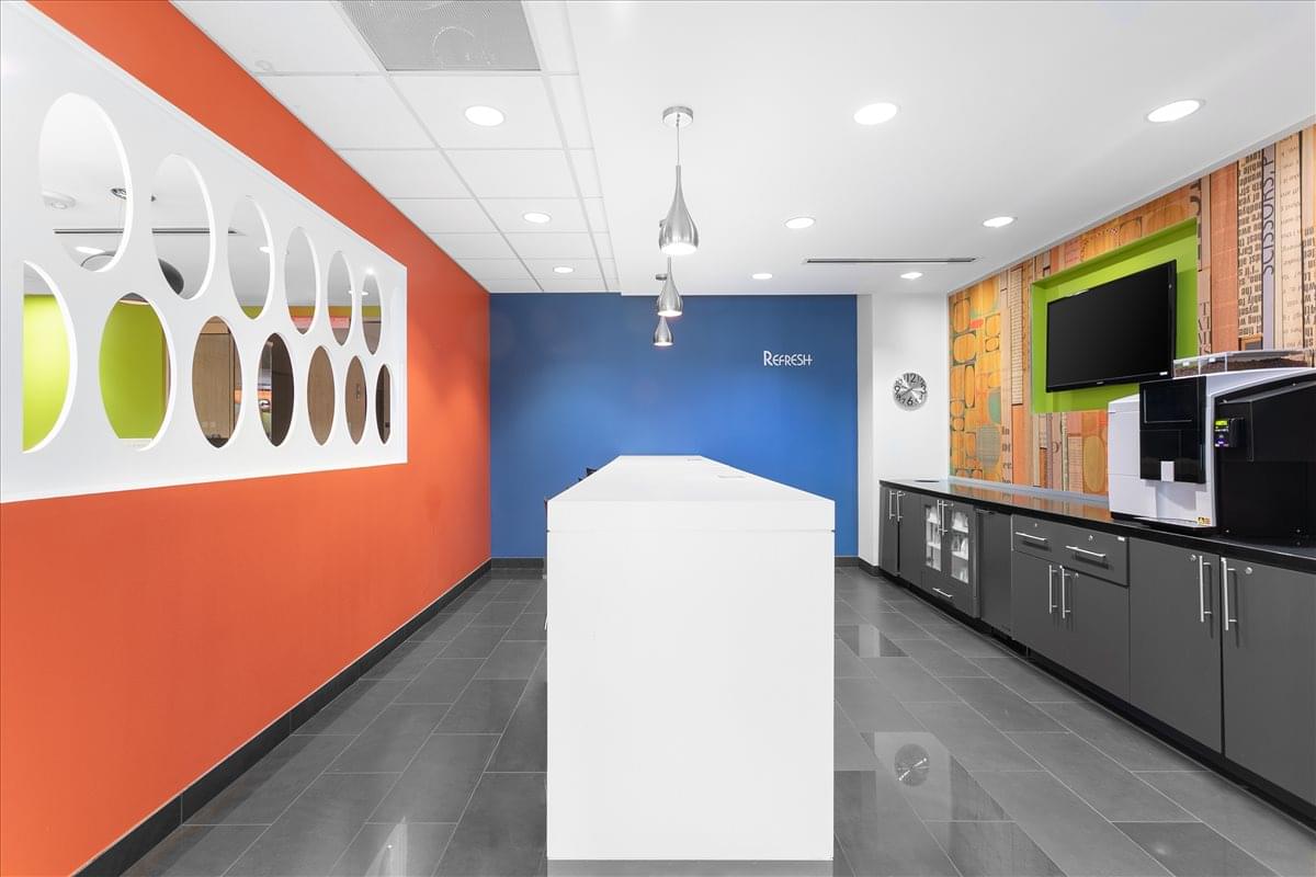 Republic Center, 325 North St Paul St, 31st Fl Office Space - Dallas