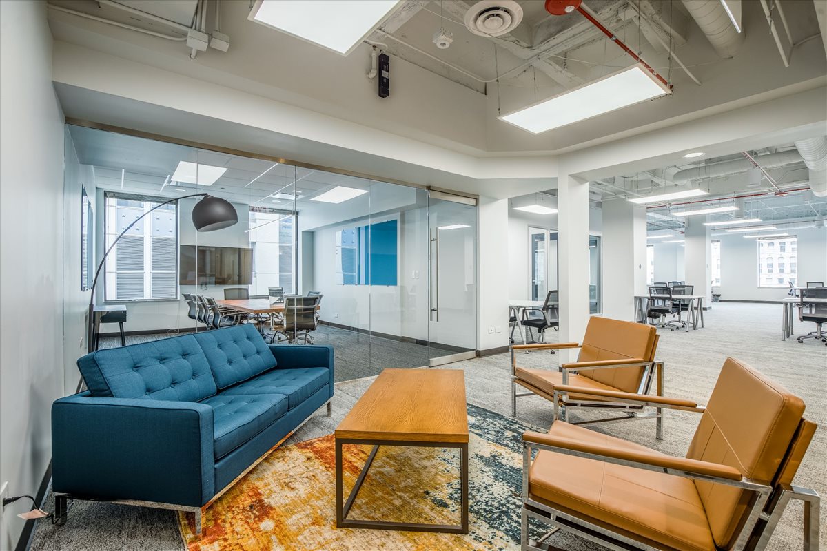 Photo of Office Space on 211 W Wacker Dr, Downtown Chicago