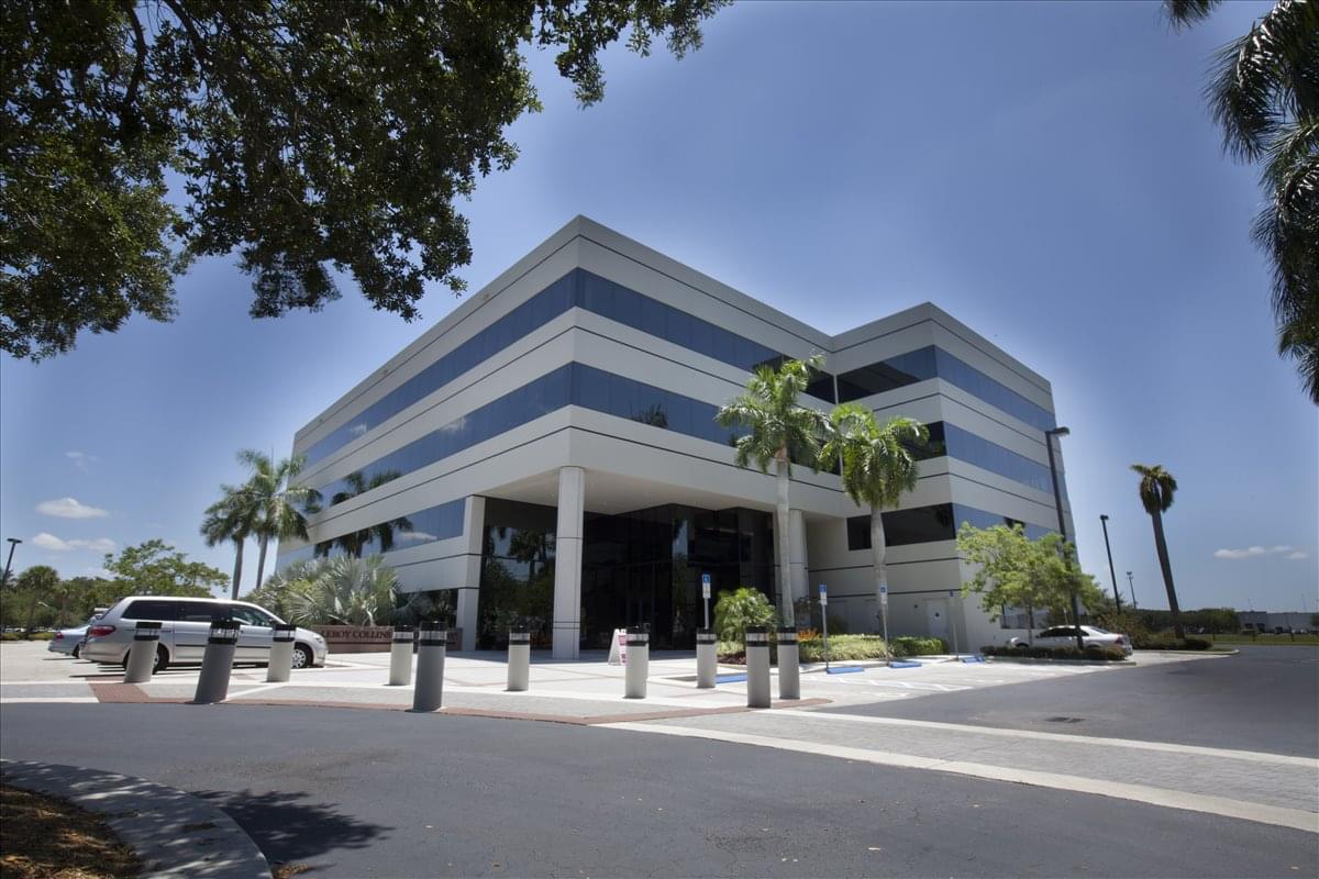 Photo of Office Space on Miami Lakes Business Park West,7900 Oak Lane Miami Lakes