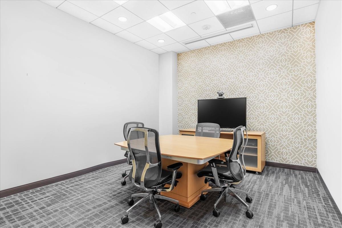 Gateway Plaza, 25350 Magic Mountain Pkwy Office Space - Santa Clarita