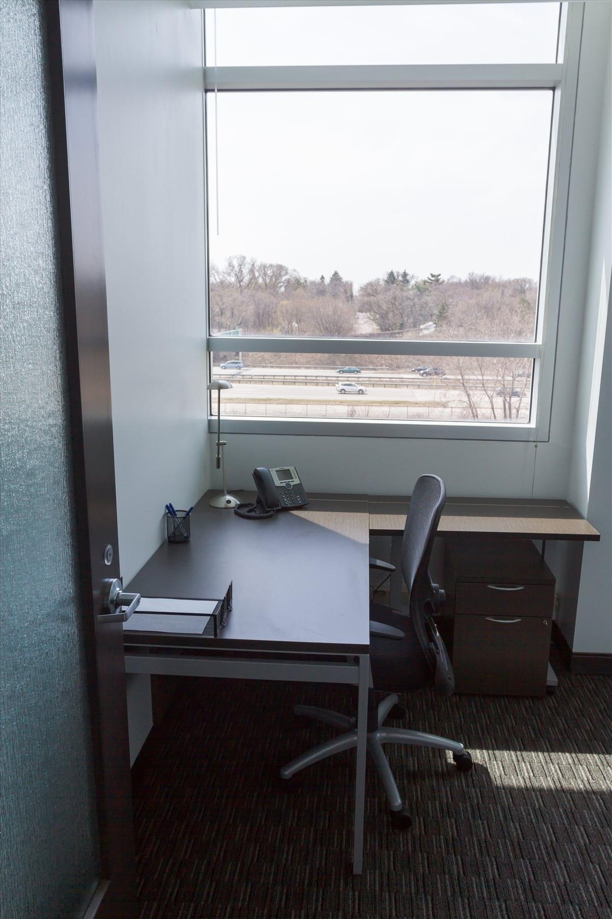 2355 Highway 36 West, Roseville Office Images