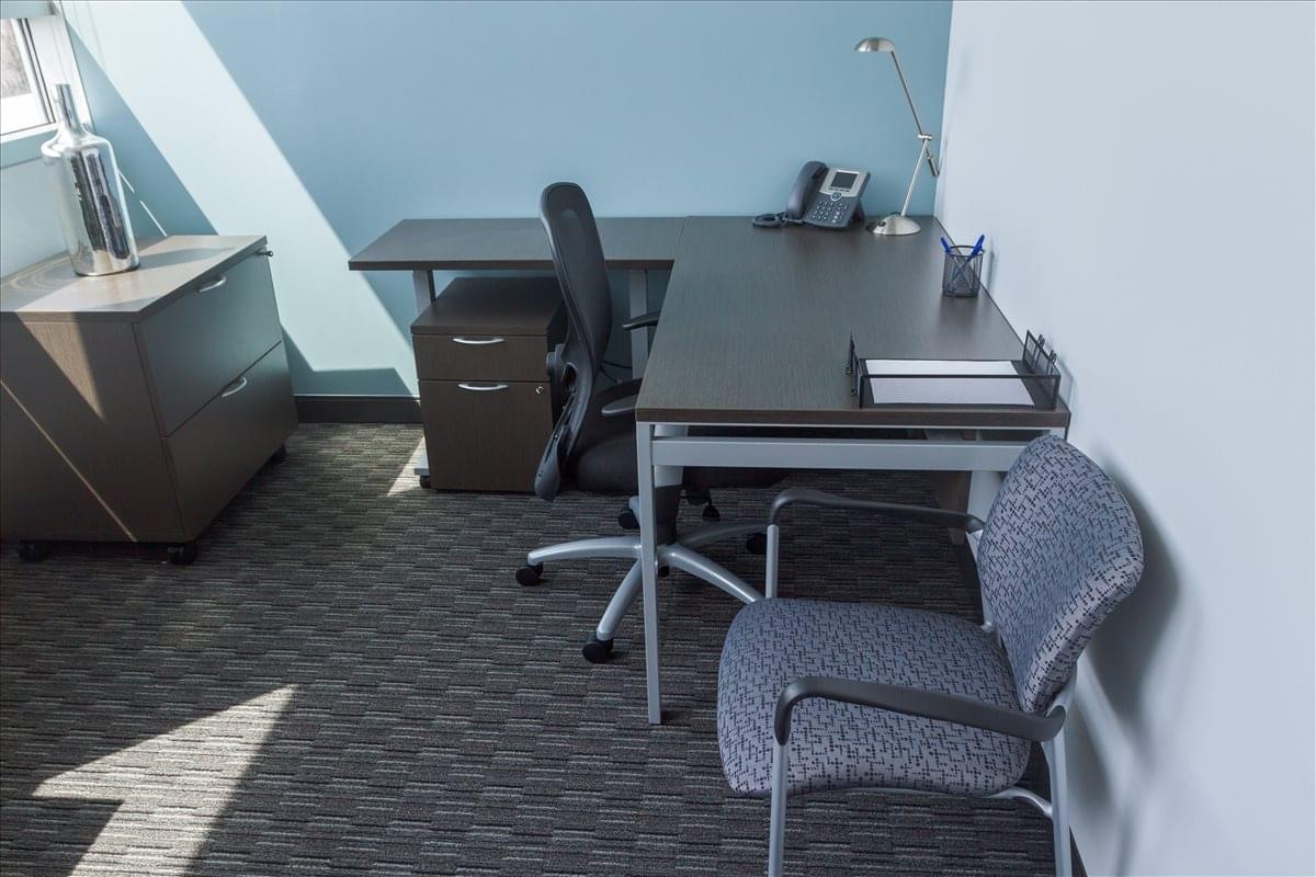 2355 Highway 36 West, Roseville Office Images