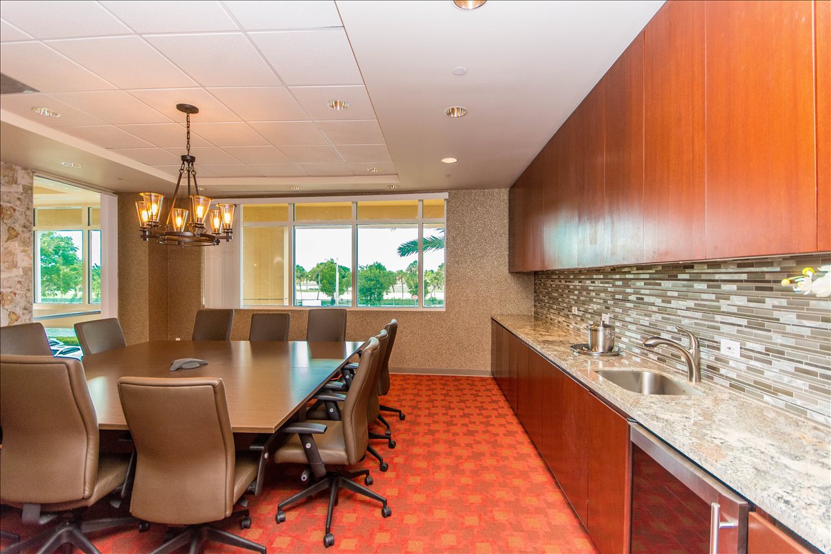 8200 Doral, 8200 NW 41st St Office Space - Doral