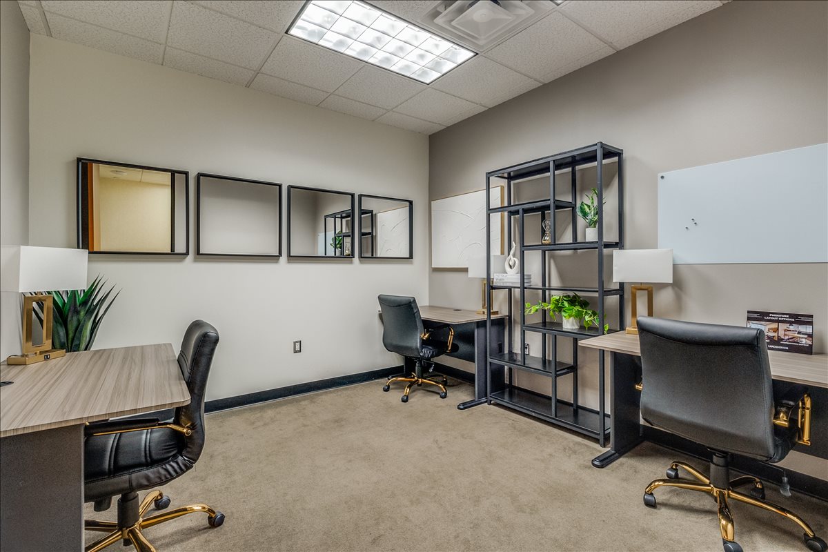 Galleria Office Towers, 13355 Noel Road Office Images