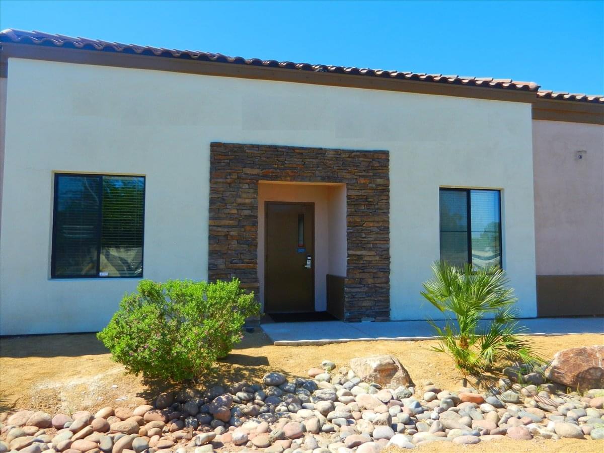 4525 S Sandhill Rd Office Images