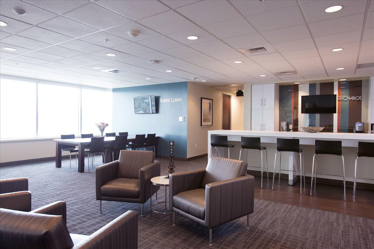 650 NE Holladay St, 16th Fl, Lloyd District Office Space - Portland