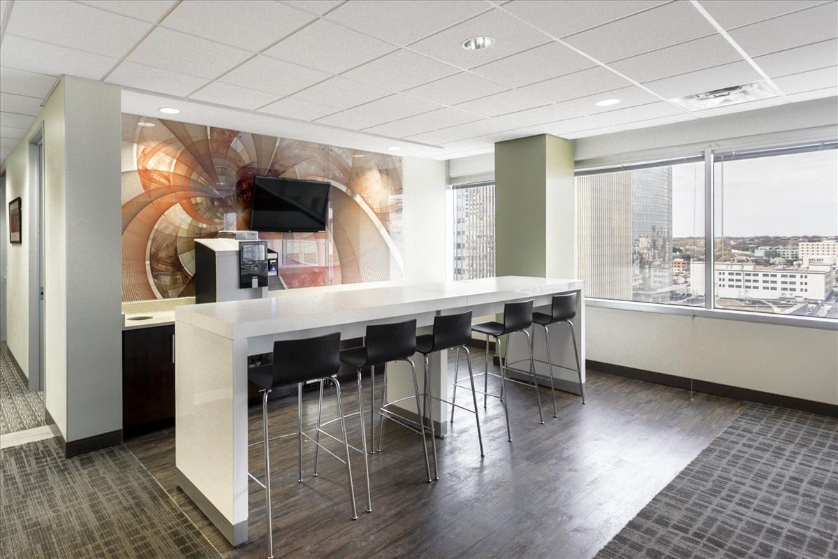 SunTrust Plaza, 919 E Main St, 10th Fl, Central Office, Downtown Office Space - Richmond