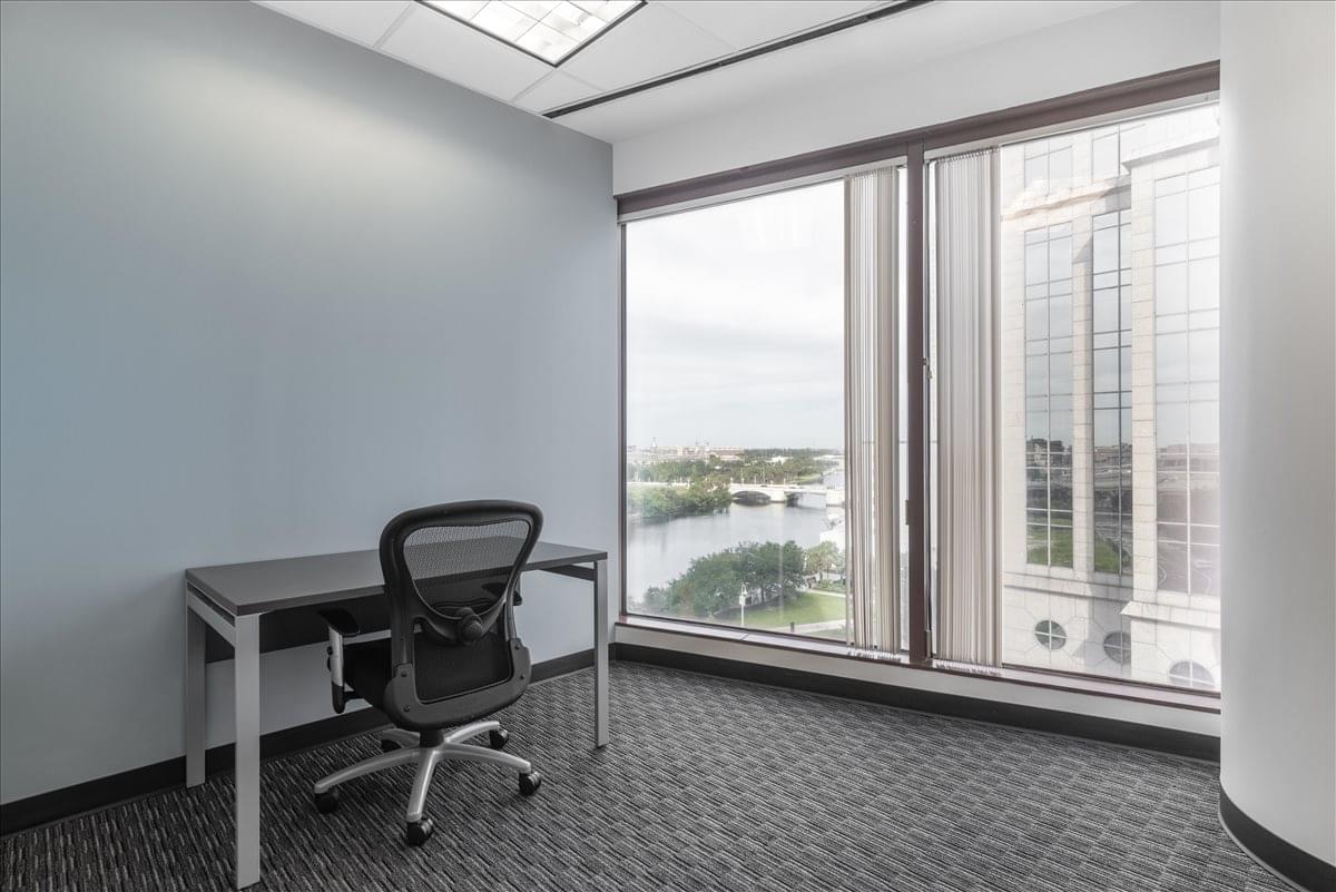 Wells Fargo Center, 100 South Ashley Dr, 6th Fl Office Space - Tampa