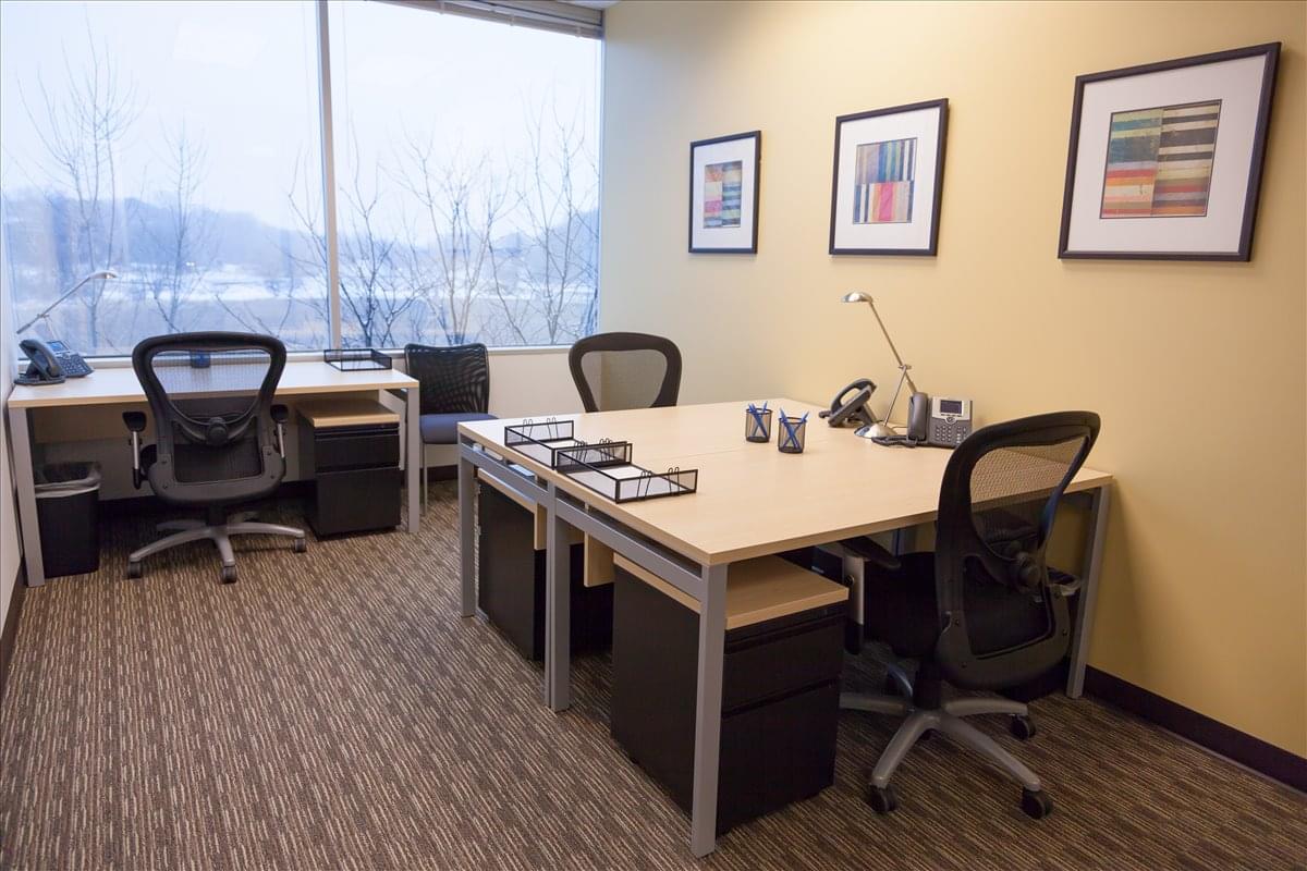 6385 Shady Oak Rd, Minnetonka - Hopkins Office Images