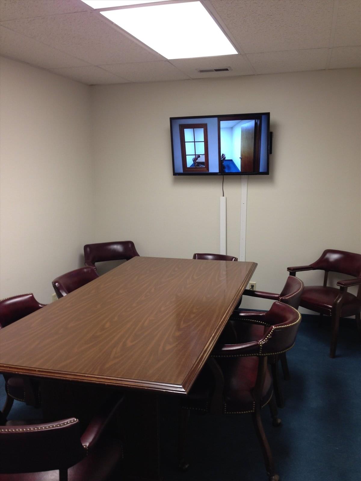 2611 SW 17th St Office Images