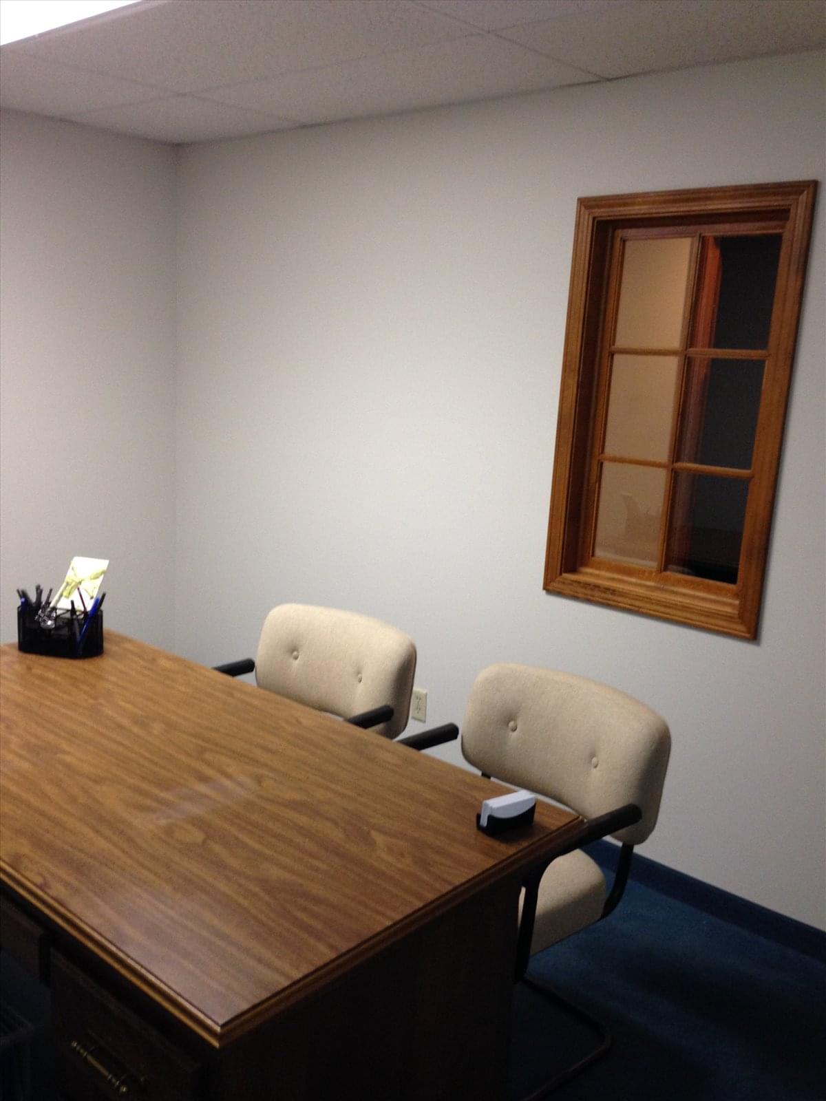 2611 SW 17th St Office Images