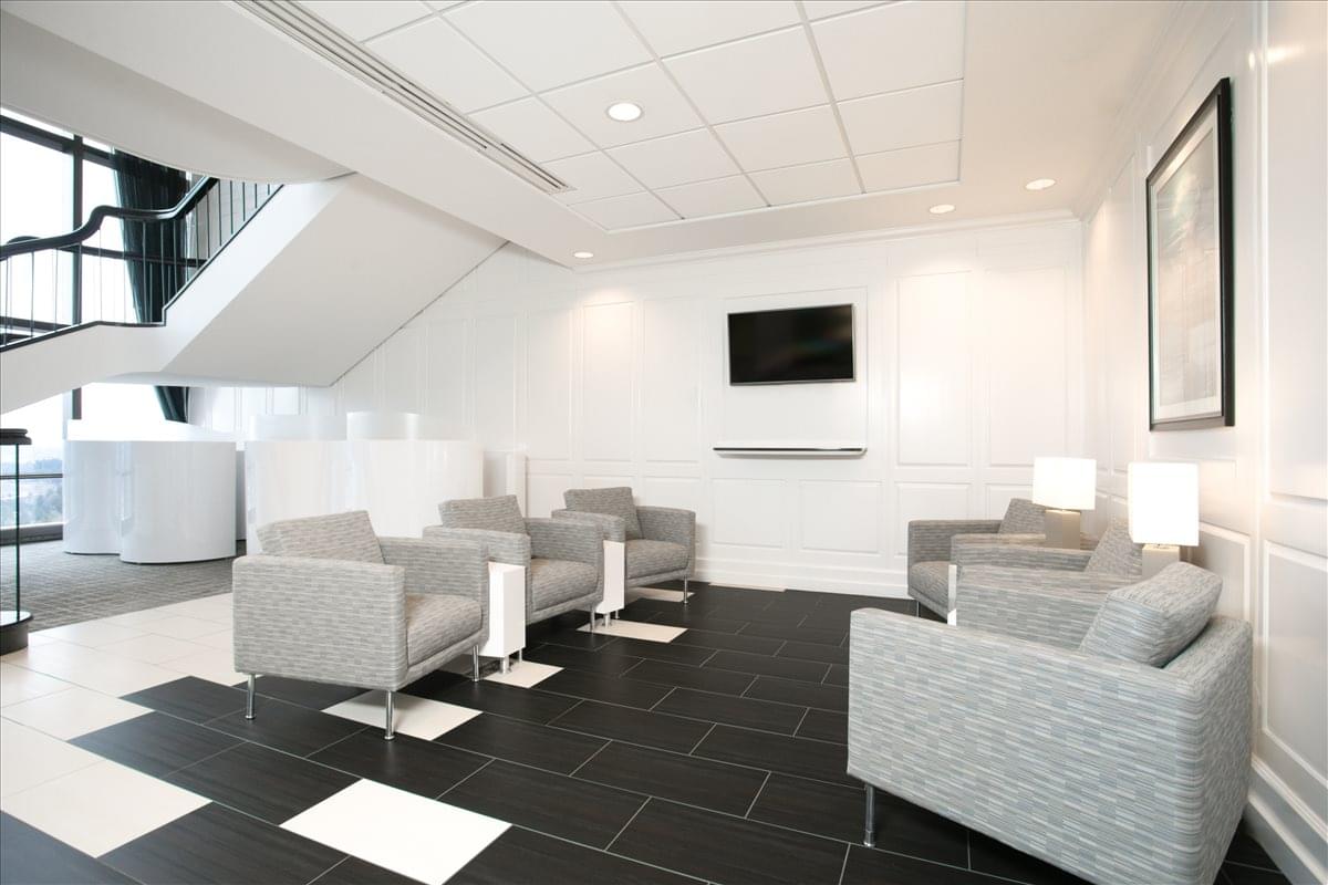 Skyline Tower, 10900 NE 4th St Office Space - Bellevue