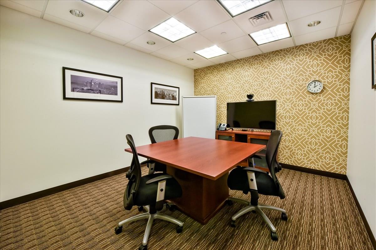 3597 E Monarch Sky Ln Office Images