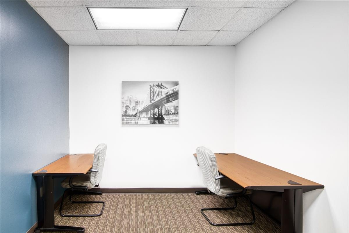 Palm Lake @ Tampa Palms, 15310 Amberly Dr Office Images