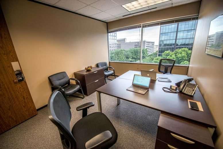 5850 San Felipe St, Uptown Office Images