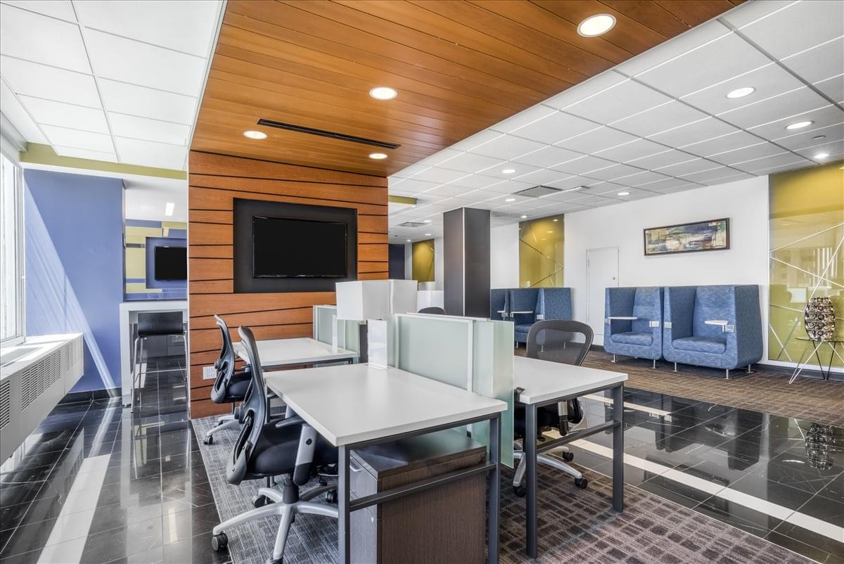 Transunion Building, 111 W Jackson Blvd, Downtown Office Space - Chicago